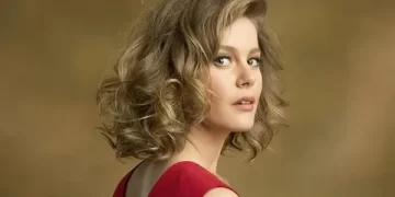 Burcu Biricik kızını paylaştı! İşte minik Luna!