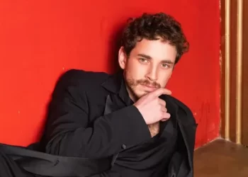 Cem Yigit Üzümoğlu Kimdir?