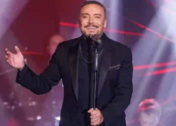 ‘Ben yaşlandım o hâlâ genç’ Bu ünlüleri tanıdınız mı?