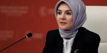 Bakan Göktaş evlenecek gençlere sağlanacak yeni indirimleri açıkladı