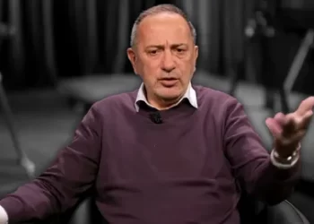 Fatih Altaylı'dan Defne Samyeli'nin sözlerine destek! "Şahane konuşmuş" diyerek övdü Fatih Altaylı’dan Defne Samyeli’nin sözlerine destek! “Şahane konuşmuş” diyerek övdü