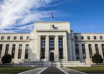 Fed uyardı: Ekonomiyi tehdit eden 3 kritik risk!