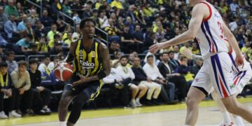 Fenerbahçe, Bahçeşehir’i farklı geçti!