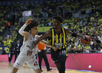 Fenerbahçe Beko, seride 2-0 öne geçti!