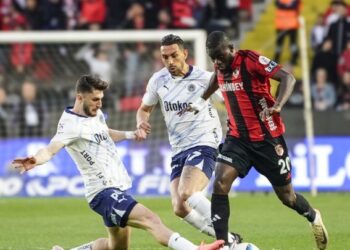 Fenerbahçe, Gaziantep’ten 3 puanla dönüyor!