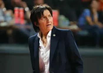 Fenerbahçe Opet, başantrenör Valerie Garnier ile yollarını ayırdı!