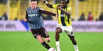 Fenerbahçe, Trabzonspor’u 4 golle devirdi!
