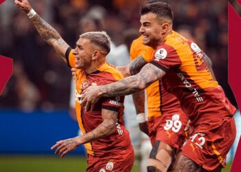 Galatasaray doludizgin! Galatasaray doludizgin!