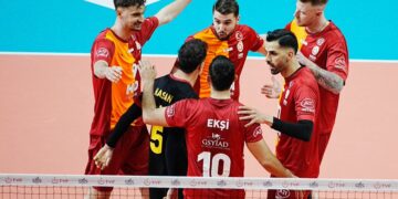 Galatasaray, Fenerbahçe’ye set vermedi!