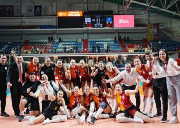 Galatasaray, Fenerbahçe’yi devirip seride 1-0 öne geçti!