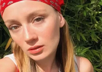 Anne olmak için gün sayan Gizem Karaca’dan 29. hafta pozu!