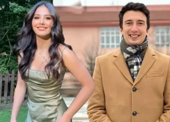 Aşıklar el ele! ”Keyfimiz yerinde”