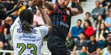 Merkezefendi, Manisa Basket’i farklı yendi!