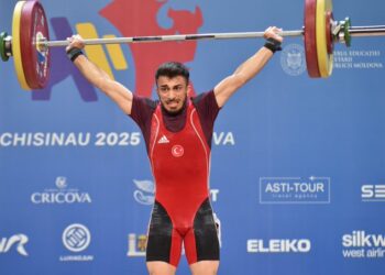 Milli halterci Harun Algül Avrupa Şampiyonu!