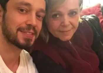 Murat Boz’un annesi Nedret Boz kimdir? Ayşe Nedret Boz kaç yaşında mesleği ne?