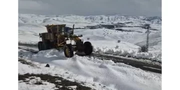 Muş’ta 55 köy yolu ulaşıma kapandı!