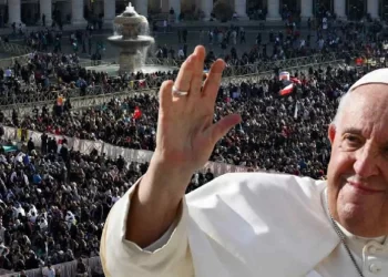 Yüzbinlerce Katolik Papa’ya son veda için toplandı