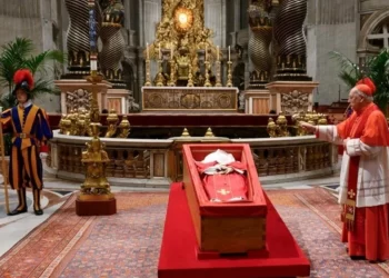 Papa Francis’in cenaze töreninden hafızalara kazınan beş an