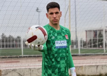 Sivasspor’a kaleci Nikoliç’ten kötü haber!