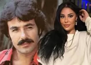 Tuğçe Tayfur'dan babasıyla yeni kare; Ümitsiz bir bekleyiş bu! Tuğçe Tayfur’dan babasıyla yeni kare; Ümitsiz bir bekleyiş bu!