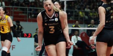 VakıfBank, Fenerbahçe karşısında seriyi 2-0 yaptı!