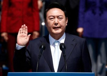 Güney Kore Devlet Başkanı Yoon Suk Yeol görevden alındı