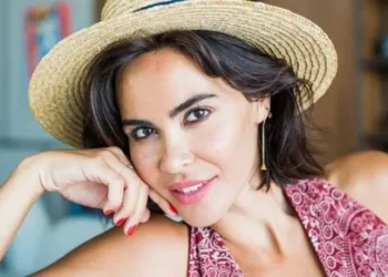 Zeynep Sever Demirel sırrı açıkladı; Çocuklarının ismi neden Y harfiyle başlıyor!