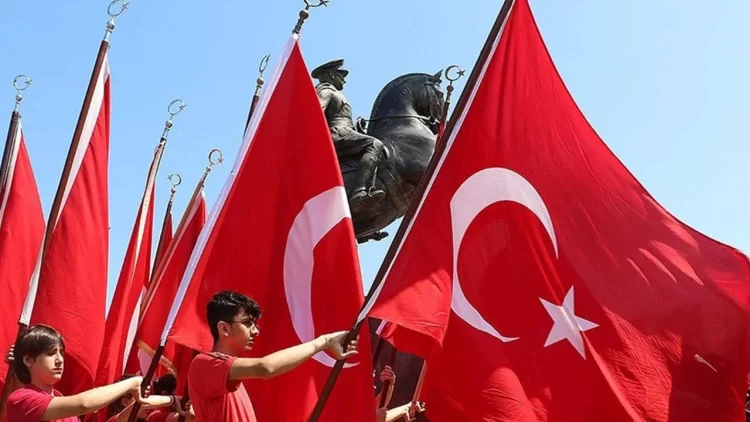 Her yıl büyük bir heyecanla kutlanan 19 Mayıs Atatürk’ü Anma, Gençlik ve Spor Bayramı, Türkiye’nin en anlamlı milli bayramlarından biridir.