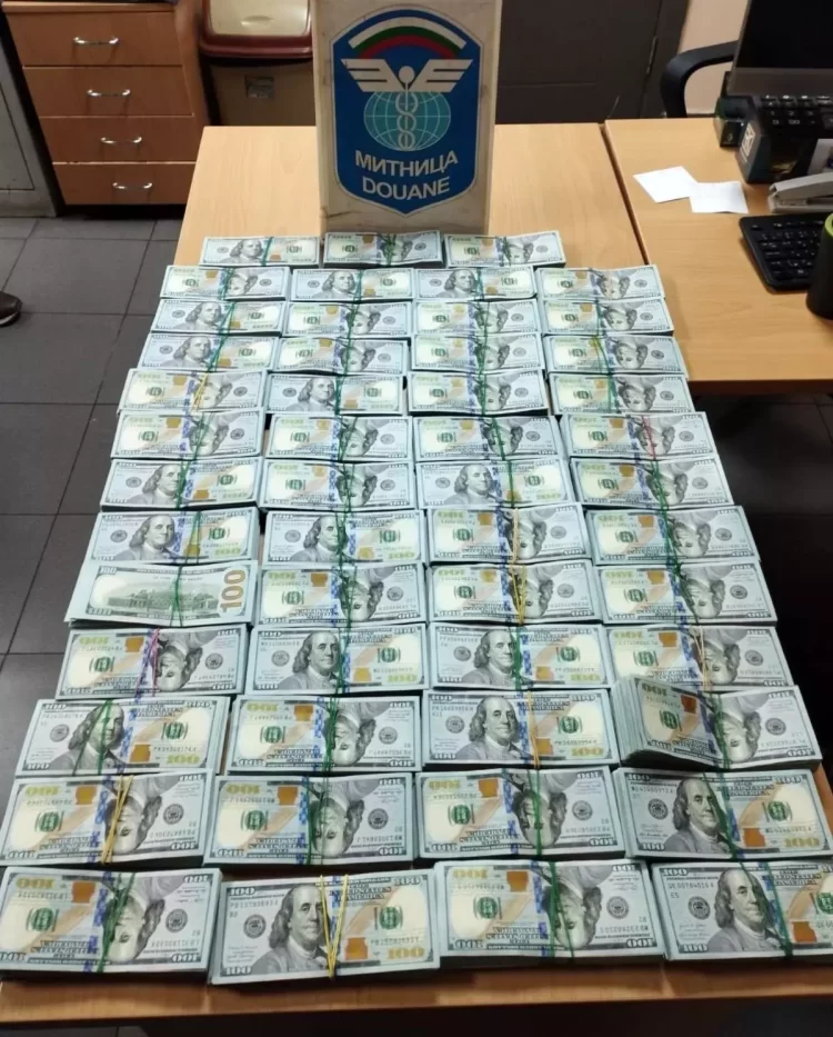 Gumrukte kacak para habermeydan