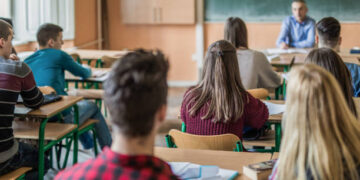 Lise Son Sınıf Öğrencilerine “Hedef Temelli Destek Eğitimi” Dersi