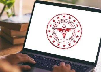 KPSS 2025/ 4 tercih kılavuzu yayımlandı mı? Sağlık Bakanlığı 15 bin 342 sözleşmeli personel alımı Resmi Gazete’de!