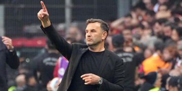 Üst üste 3. şampiyonluğunu yaşayan Okan Buruk’tan Osimhen’e övgü!