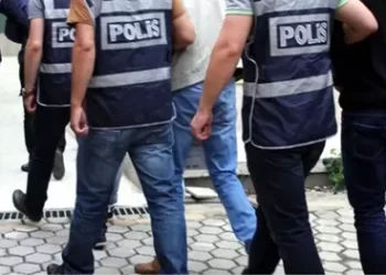 Oto Hırsızlığı Çetesine Yönelik Düzenlenen Operasyonda 16 Şüpheli Yakalandı