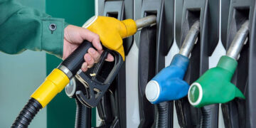 Petrol fiyatları düşüşte: Akaryakıt fiyatlarına indirim geliyor