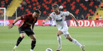 Alanyaspor, Gaziantep’te altın değerinde 3 puan aldı!