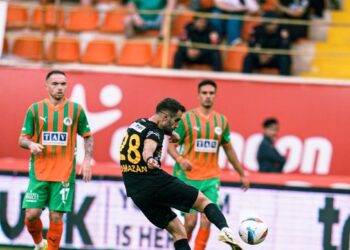 Alanyaspor-Kayserispor maçında kazanan yok!