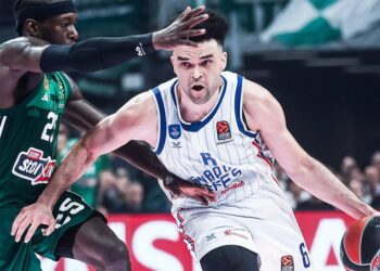 Anadolu Efes, Avrupa’ya Ligi’ne veda etti!