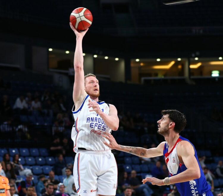 anadolu efes onvo buyukcekmeceyi rahat gecti habermeydan e1747510302182