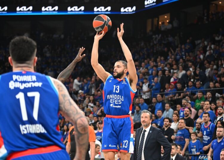 anadolu efes seriyi atinaya tasidi habermeydan