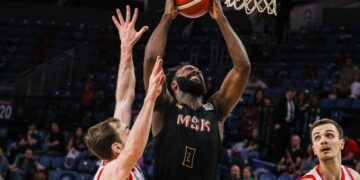 Bahçeşehir Koleji 59-60 Mersin Spor