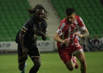 Bandırmaspor, Boluspor’u farklı geçip avantajı kaptı!