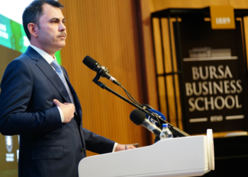 Bakan Kurum’dan Marmara’ya kıyısı olan belediyeleri müsilaj uyarısı!