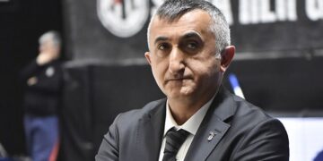 Beşiktaş Boa, Aziz Akkaya ile yollarını ayırdı!
