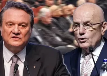 Beşiktaş’ta, Tevfik Yamantürk ve Hasan Arat’a kulüpten ihraç kararı!