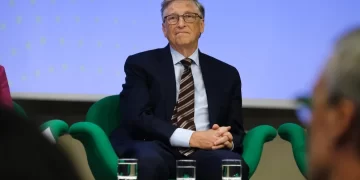 Bill Gates duyurdu: Yapay zeka tarafından asla yerine geçilemeyecek üç meslek!