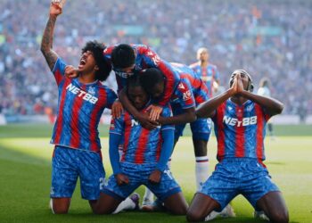 Crystal Palace, Manchester City’yi devirip FA kupasını kazandı