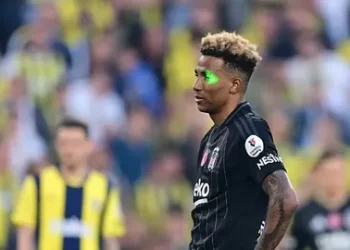 Derbide lazer tutan taraftarın cezası belli oldu!