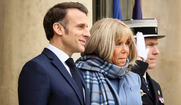 Avrupa'nın en genç liderlerinden biri olarak öne çıkan Emmanuel Macron hakkında “Macron kimdir?” sorusu, sadece Fransa’yı değil, dünya siyasetini takip edenler için de büyük önem taşıyor.