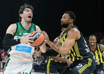 Fenerbahçe Beko, EuroLeague finaline yükseldi!
