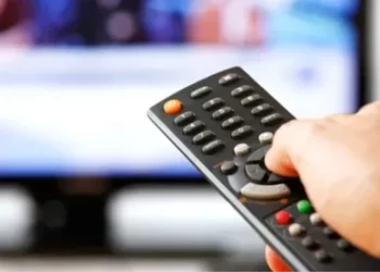 Hudutsuz Sevda neden yok, final mi yaptı? Hudutsuz Sevda’da Miray Daner ayrıldı mı?